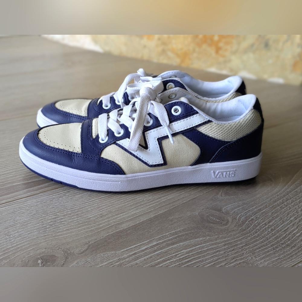 Vans Lowland Cc New Varsity 2 Tone Blue Cream Skate Shoes Size 8.5 Women, 7 Men